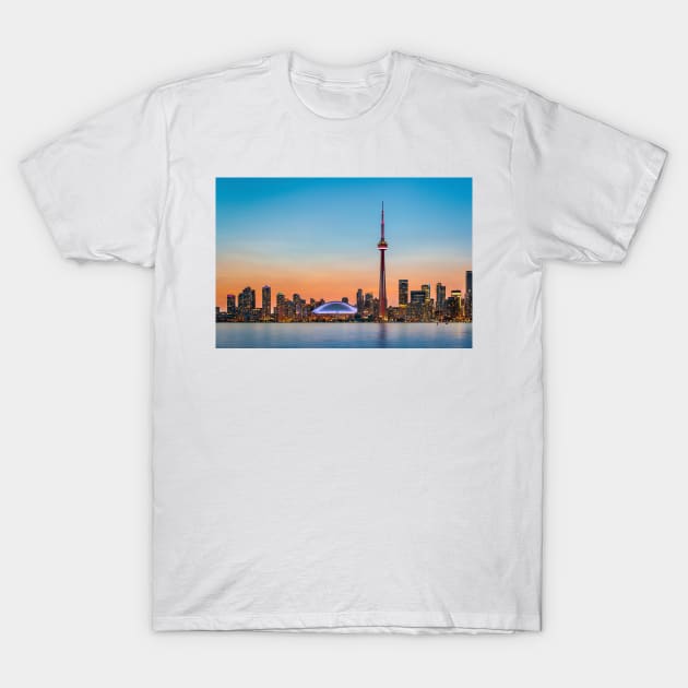 City of Toronto skyline the six T-Shirt by Estudio3e